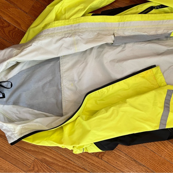 Showers Pass Rain Jacket - Picture 3 of 3